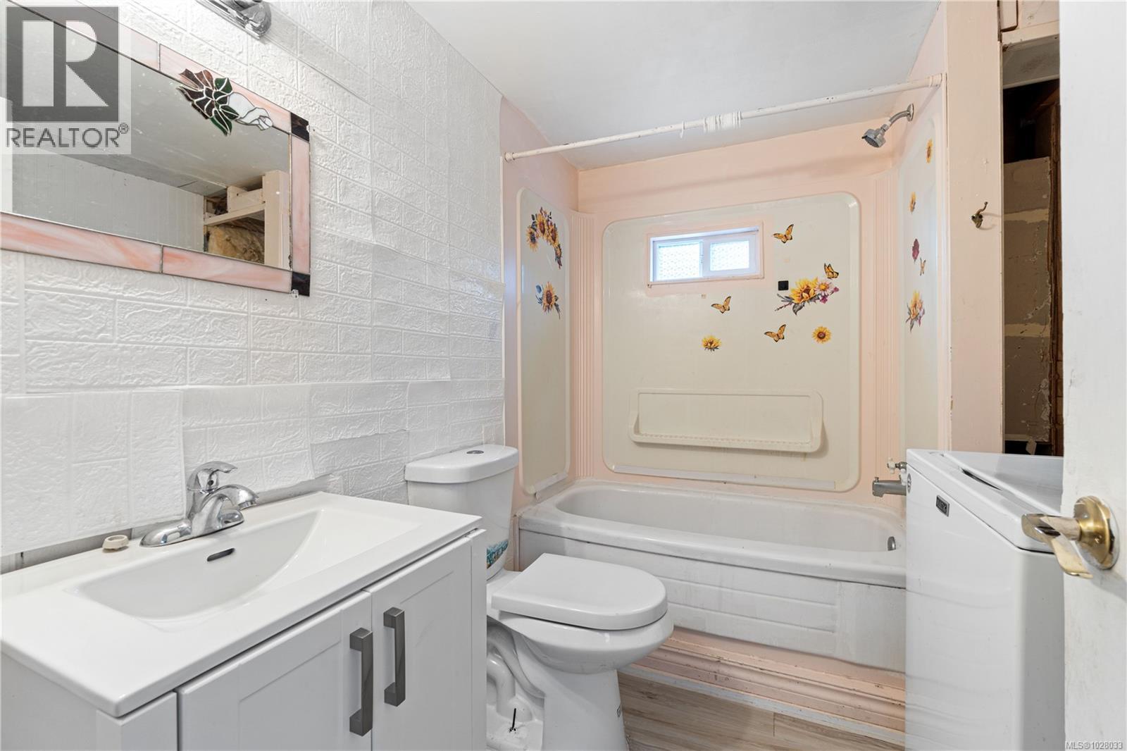 #31 1050 BOWLBY RD - 7