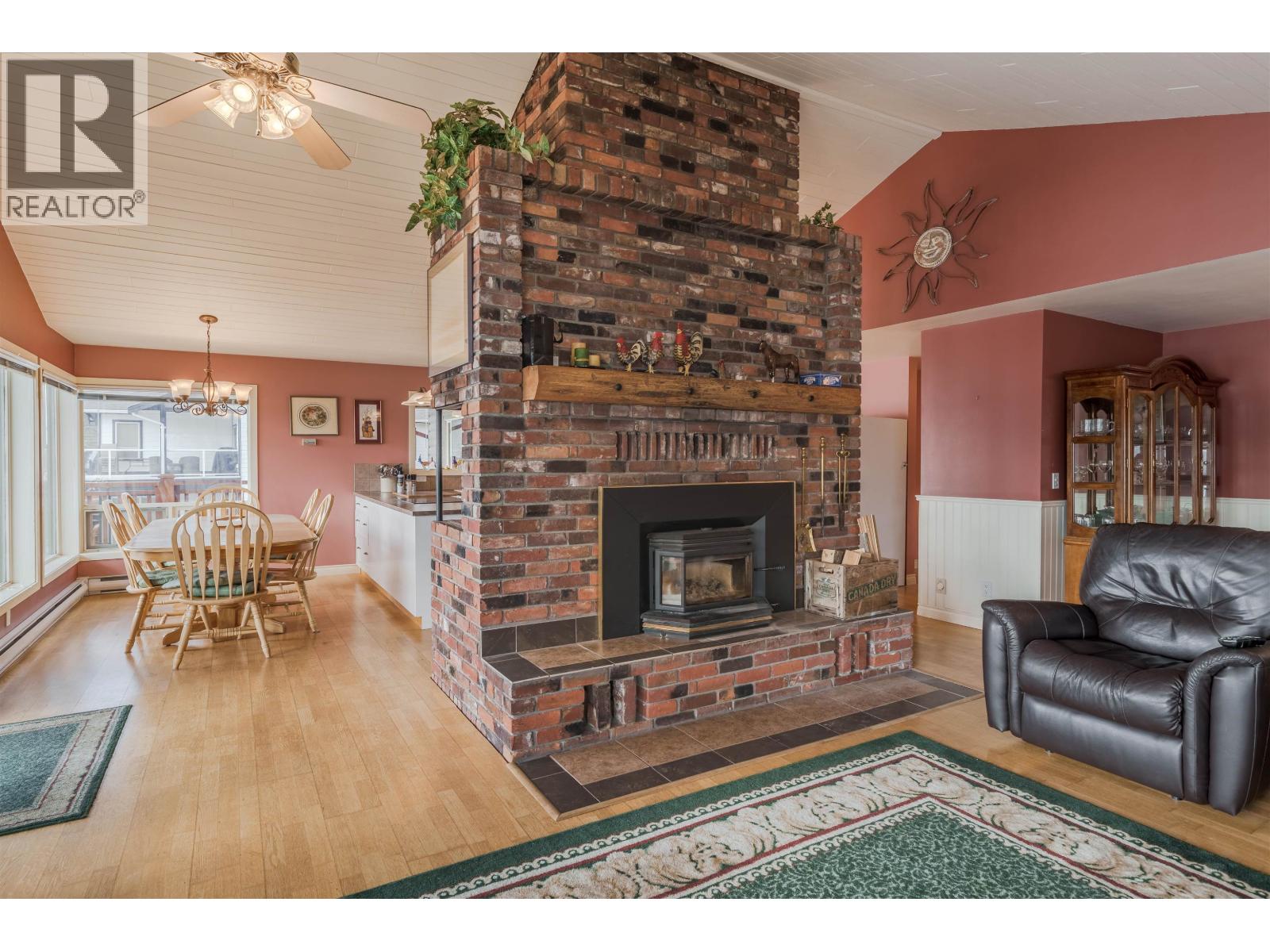 6410 FOX CRESCENT, Lone Butte