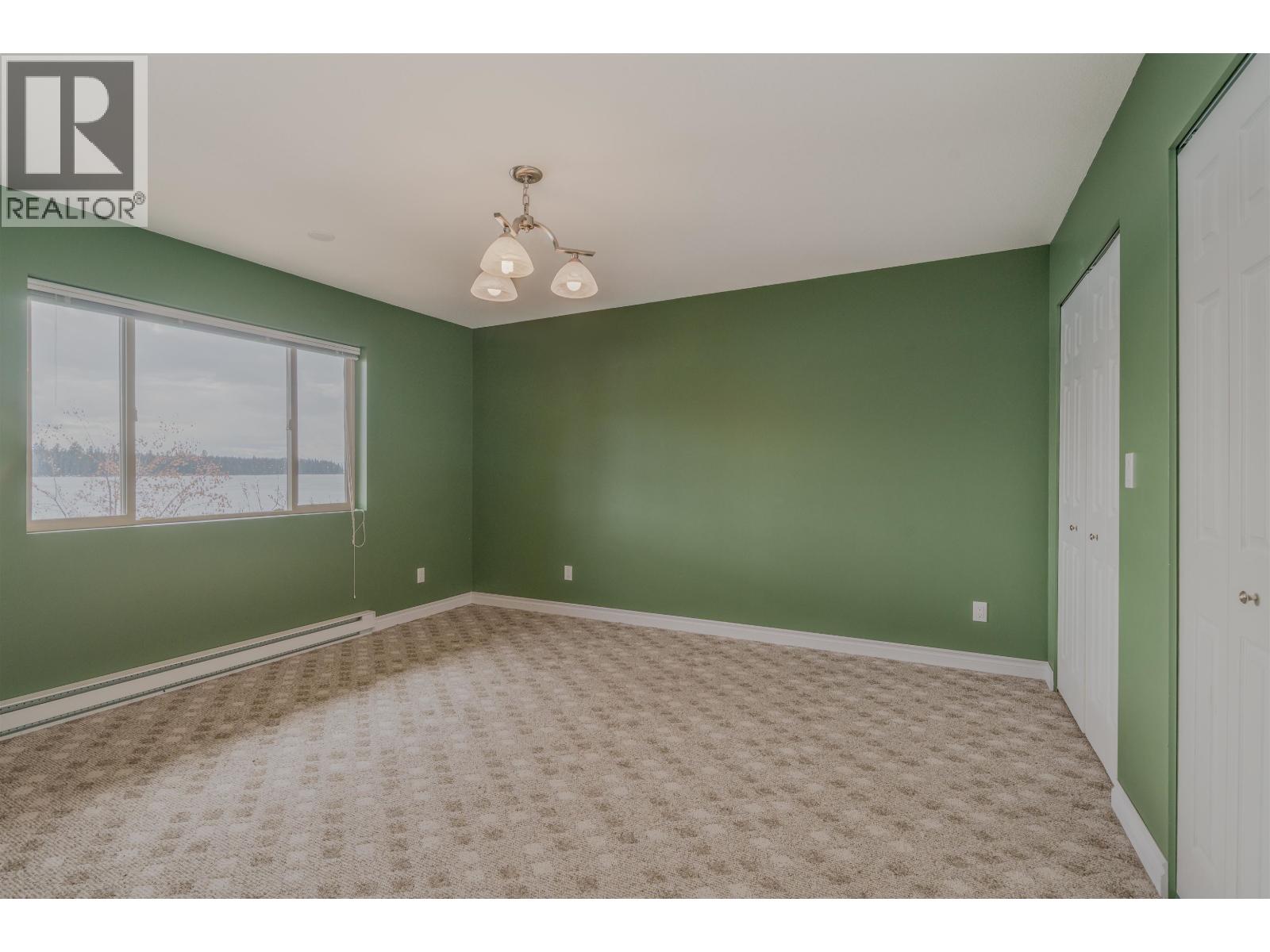 6410 FOX CRESCENT, Lone Butte