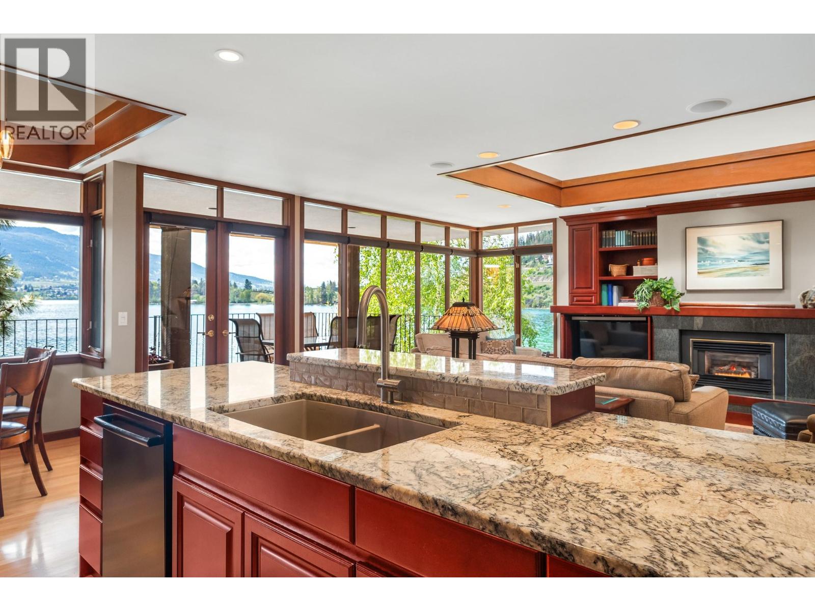 17211 Thomson Road Unit# 6, Lake Country