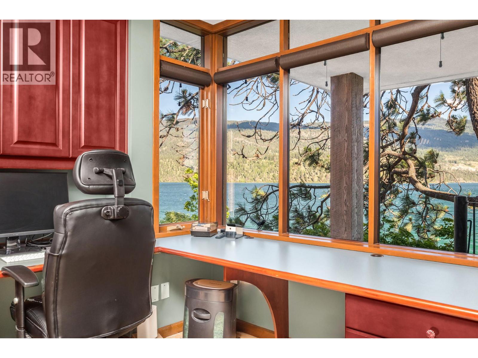 17211 Thomson Road Unit# 6, Lake Country