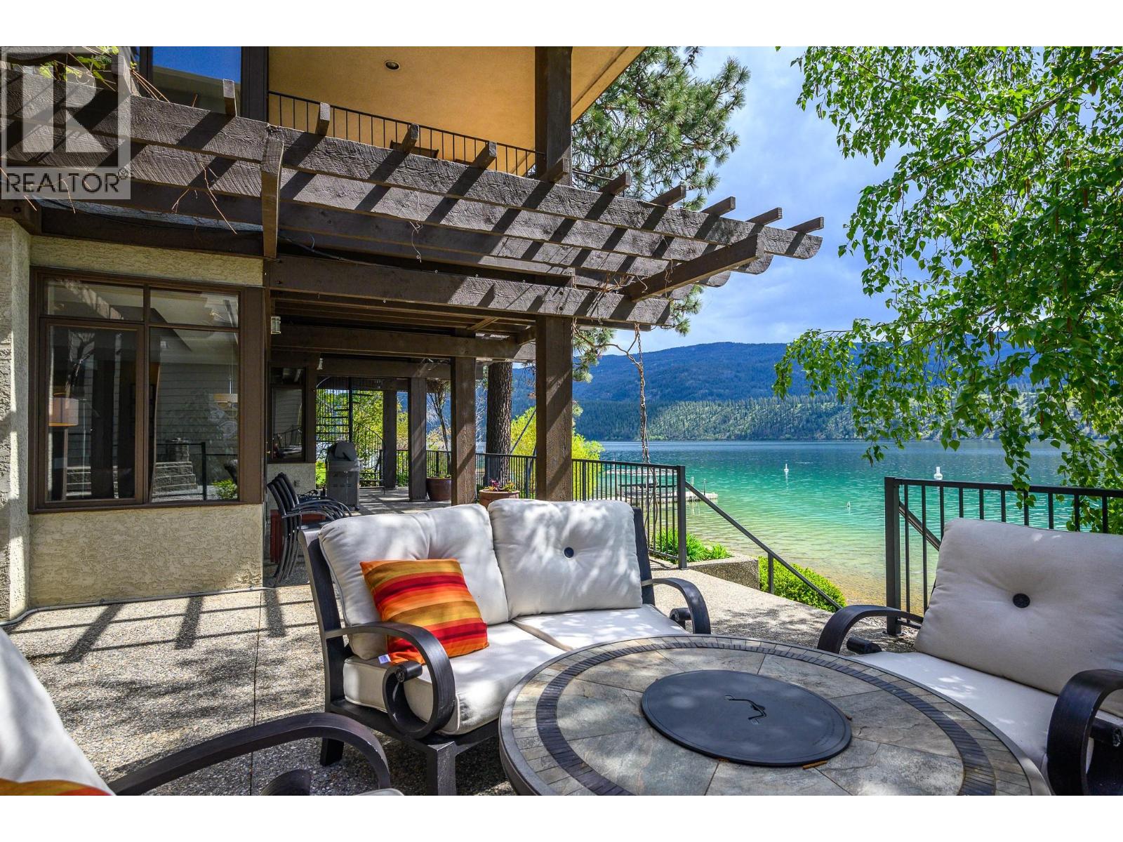 17211 Thomson Road Unit# 6, Lake Country