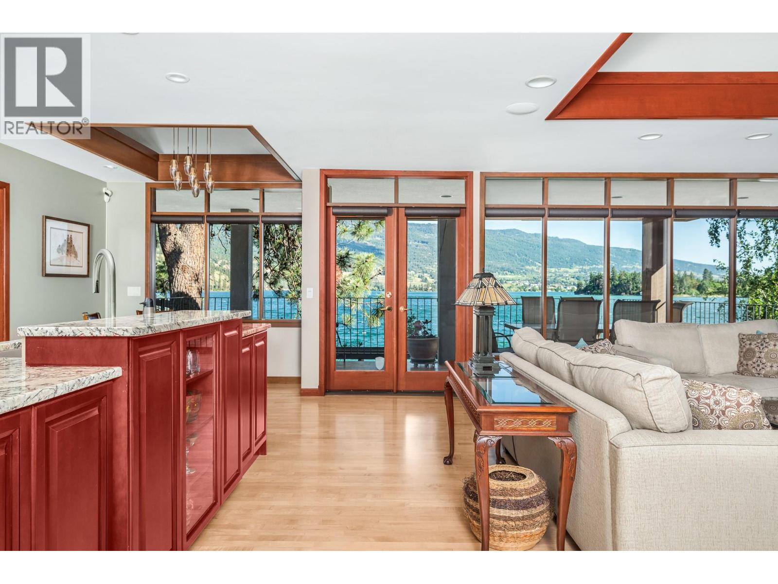 17211 Thomson Road Unit# 6, Lake Country