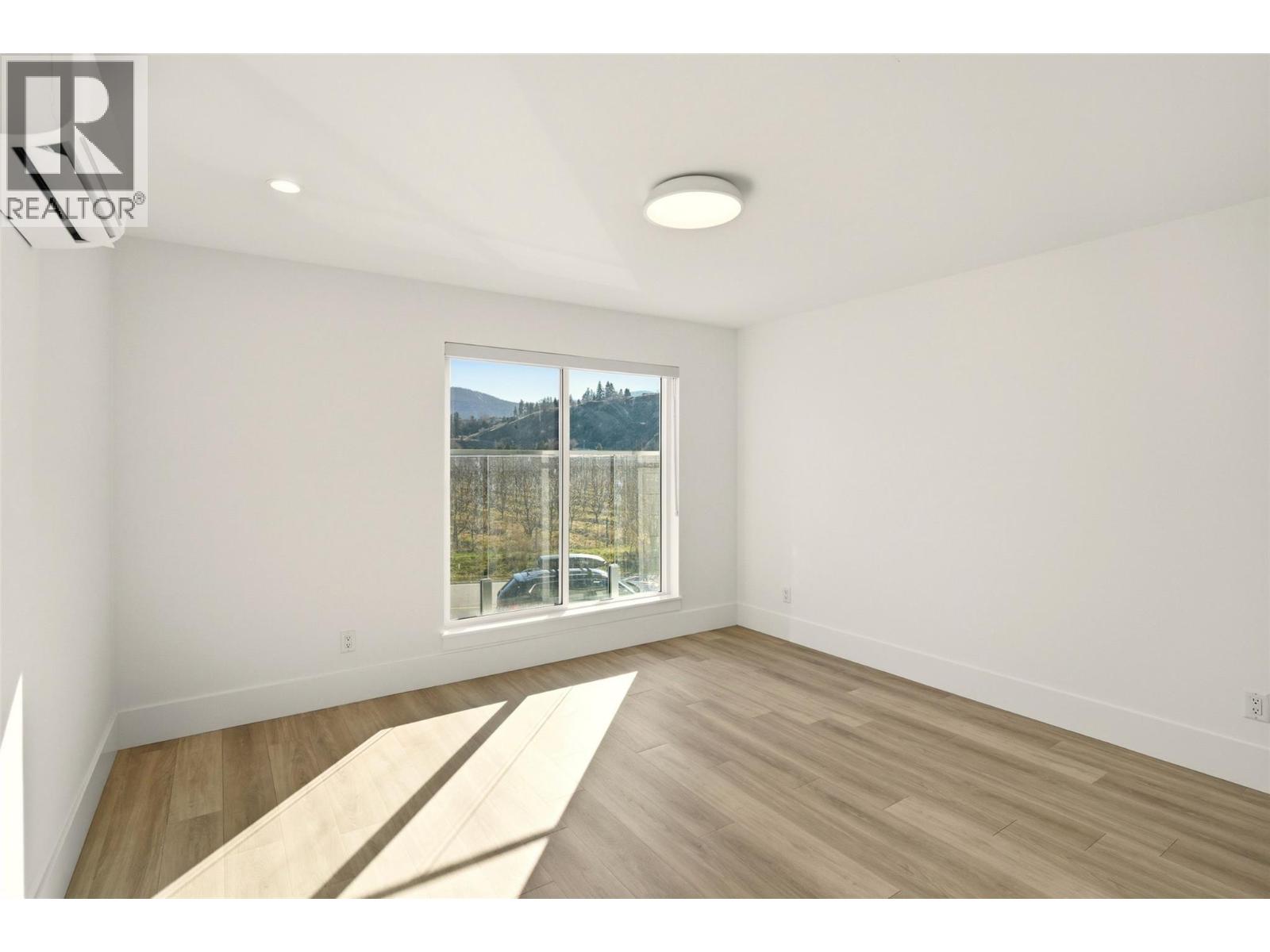 3000 Landry Crescent, Summerland