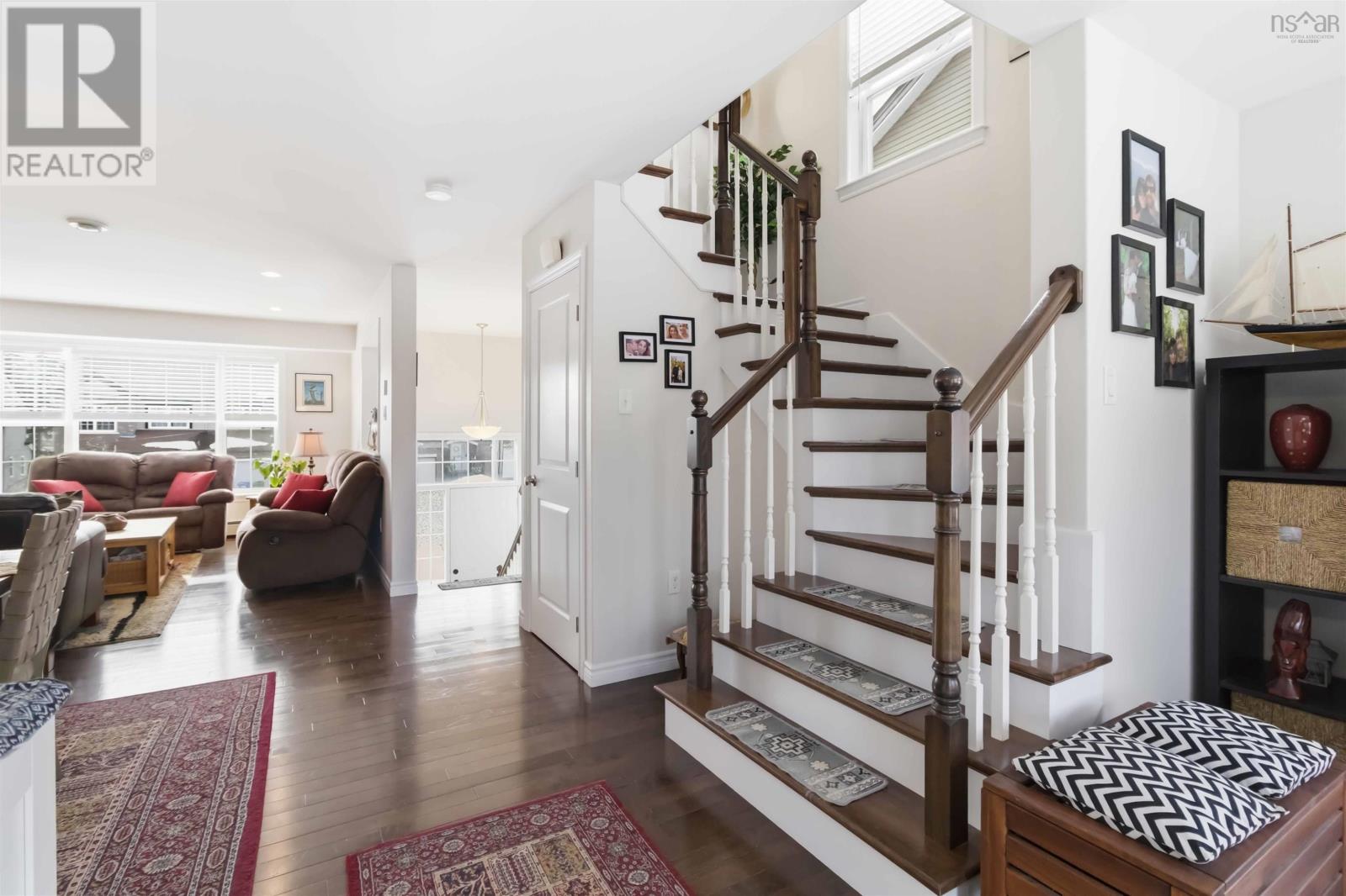 Property 22 of 43 of 44 Morningfield Lane