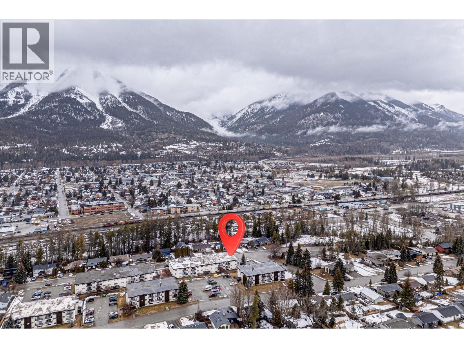 40 Ridgemont Avenue Unit# 102, Fernie