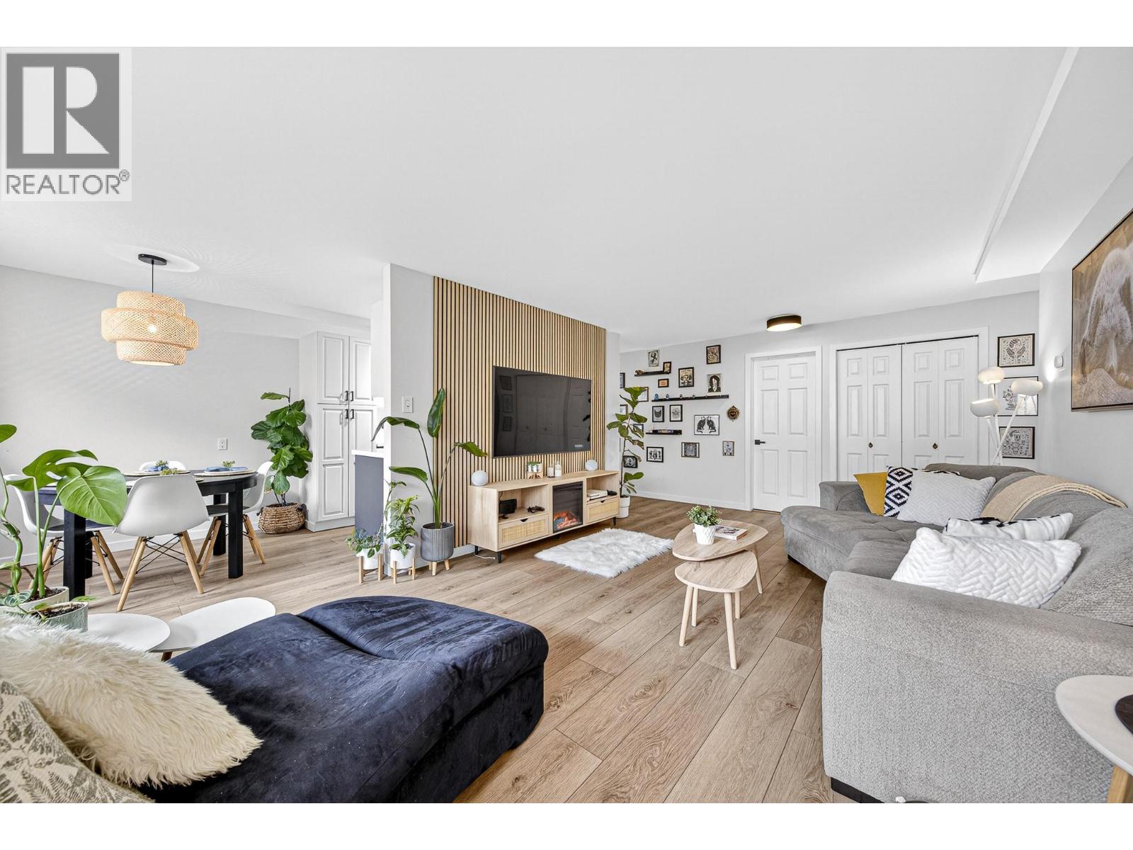 40 Ridgemont Avenue Unit# 102, Fernie