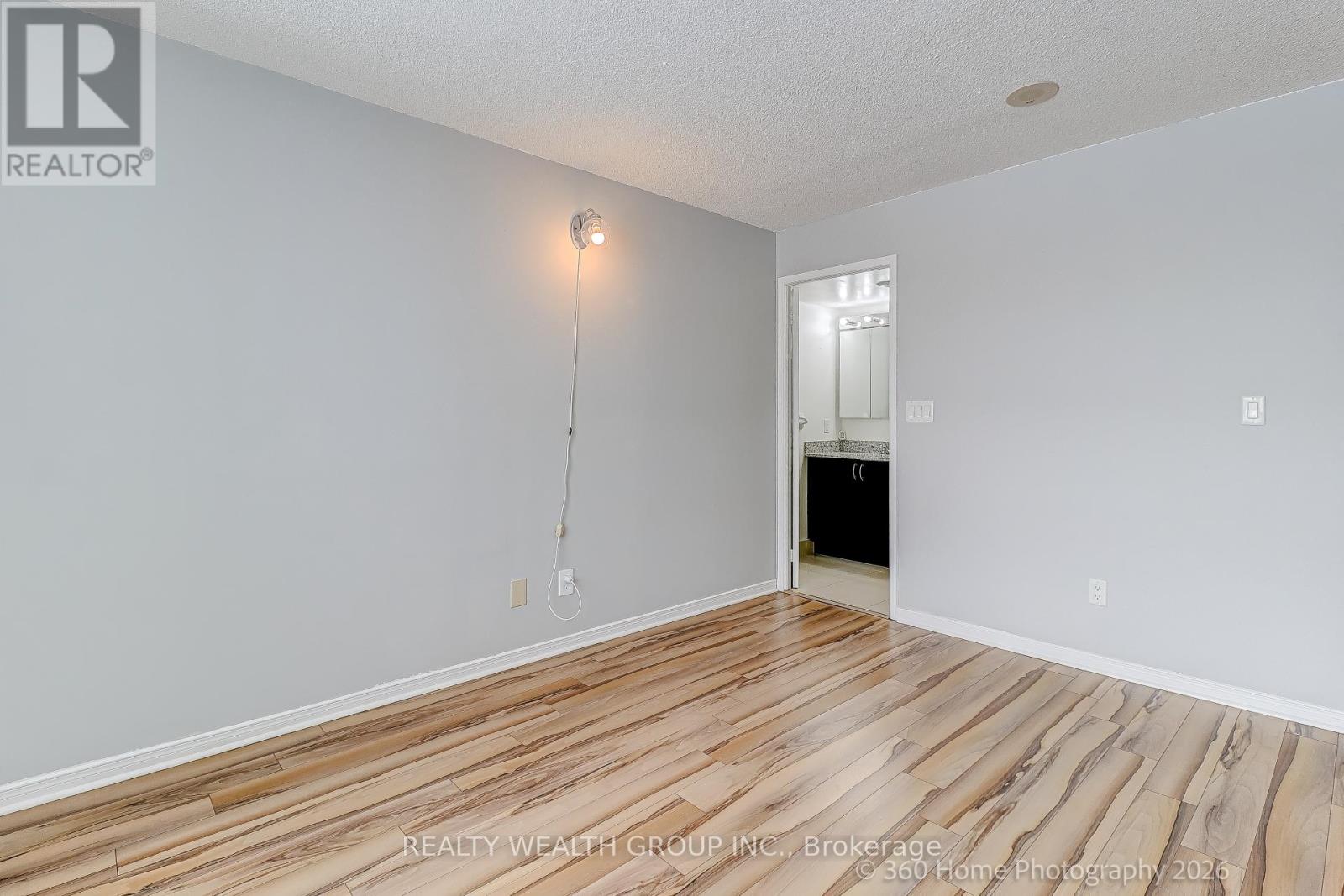 #111 4900 GLEN ERIN DRIVE - 16