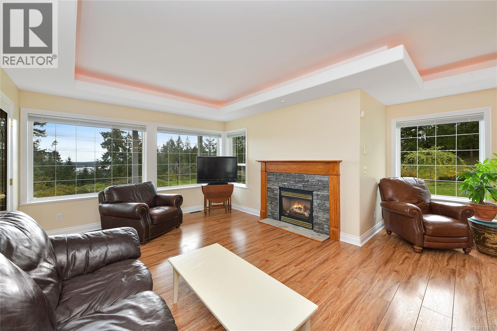  488 McKercher Road, Mayne Island