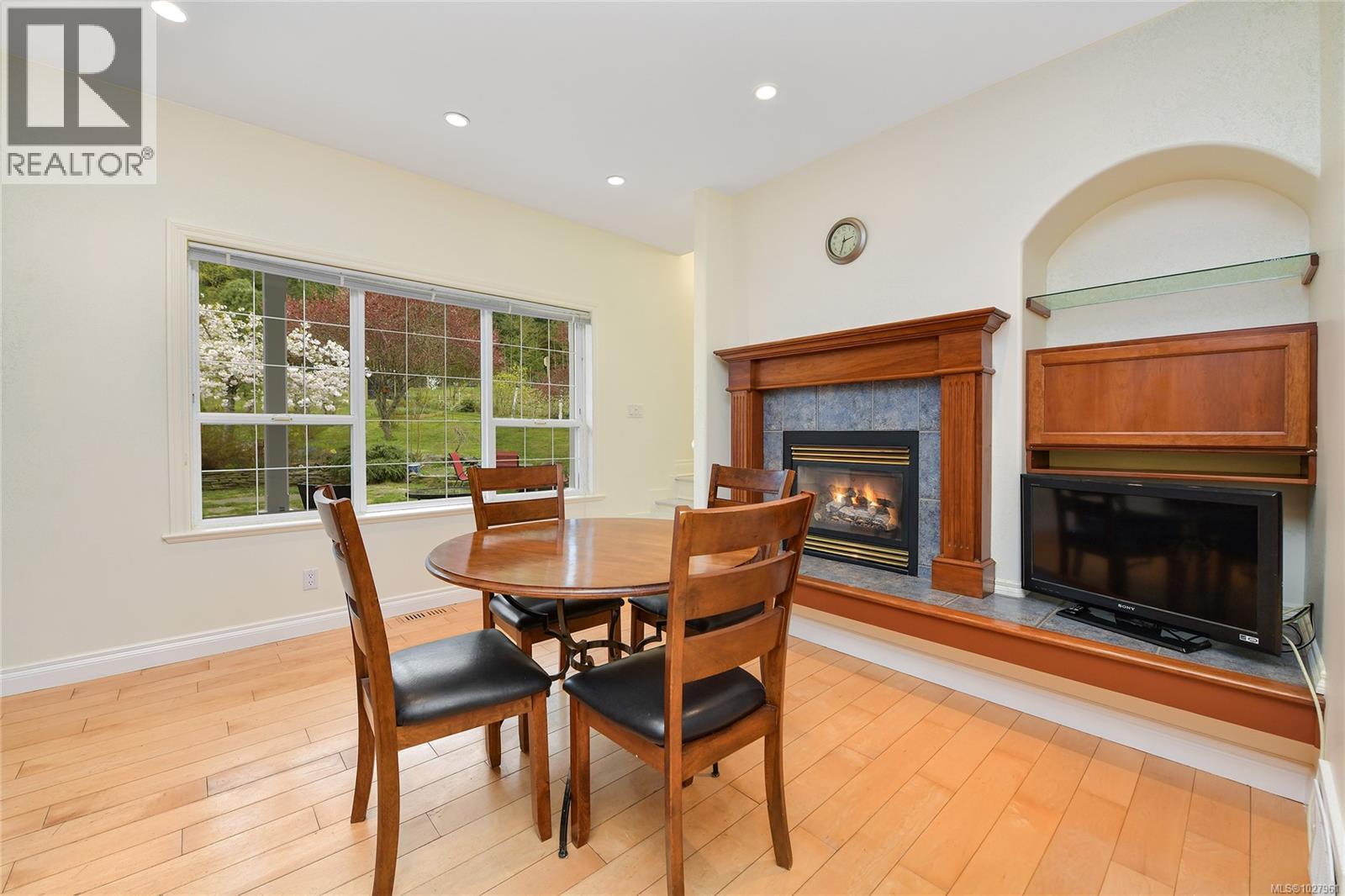  488 McKercher Road, Mayne Island