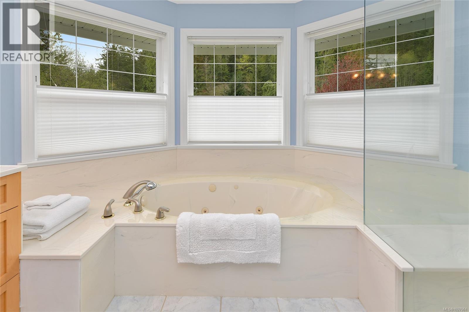  488 McKercher Road, Mayne Island