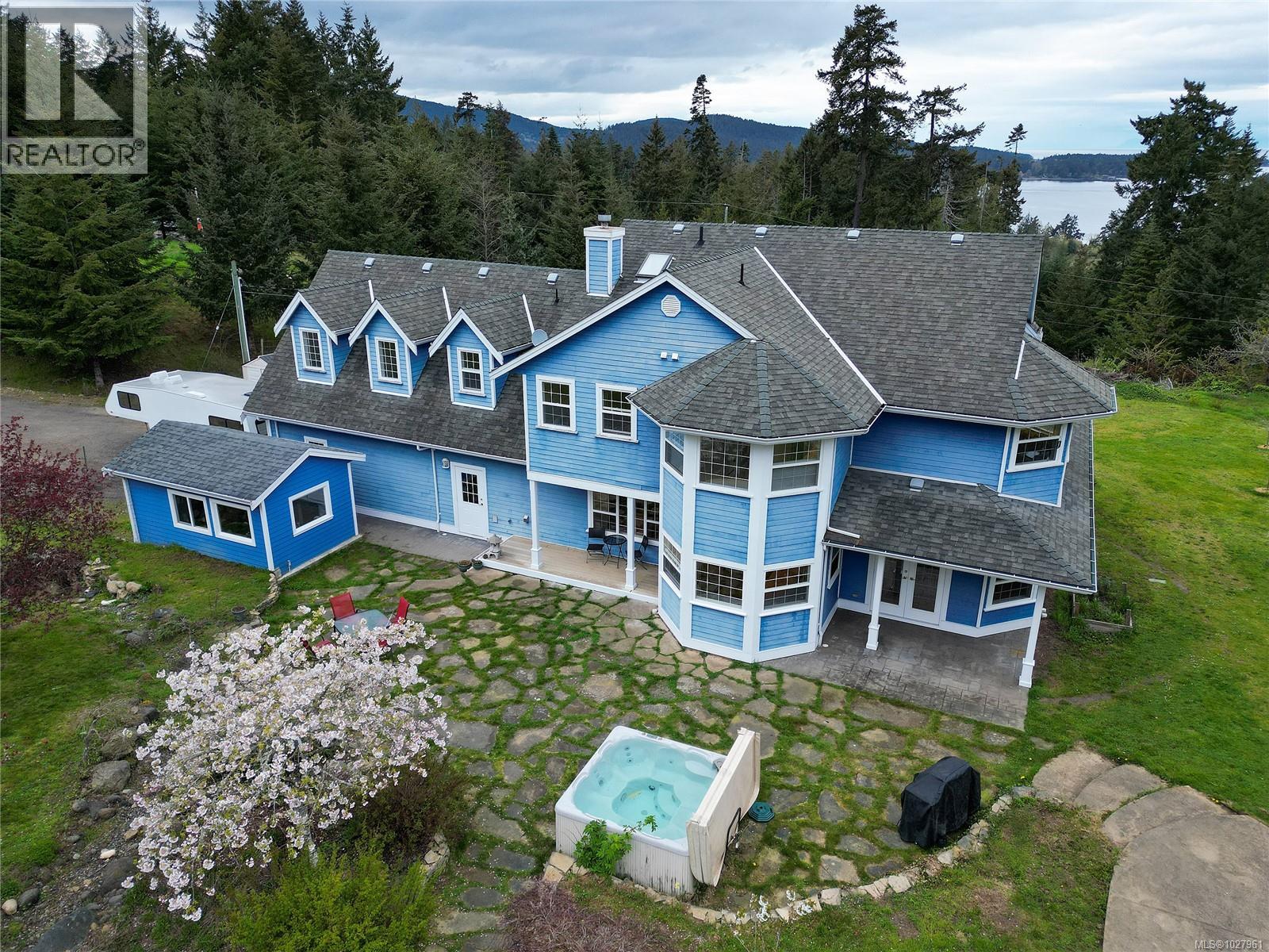  488 McKercher Road, Mayne Island