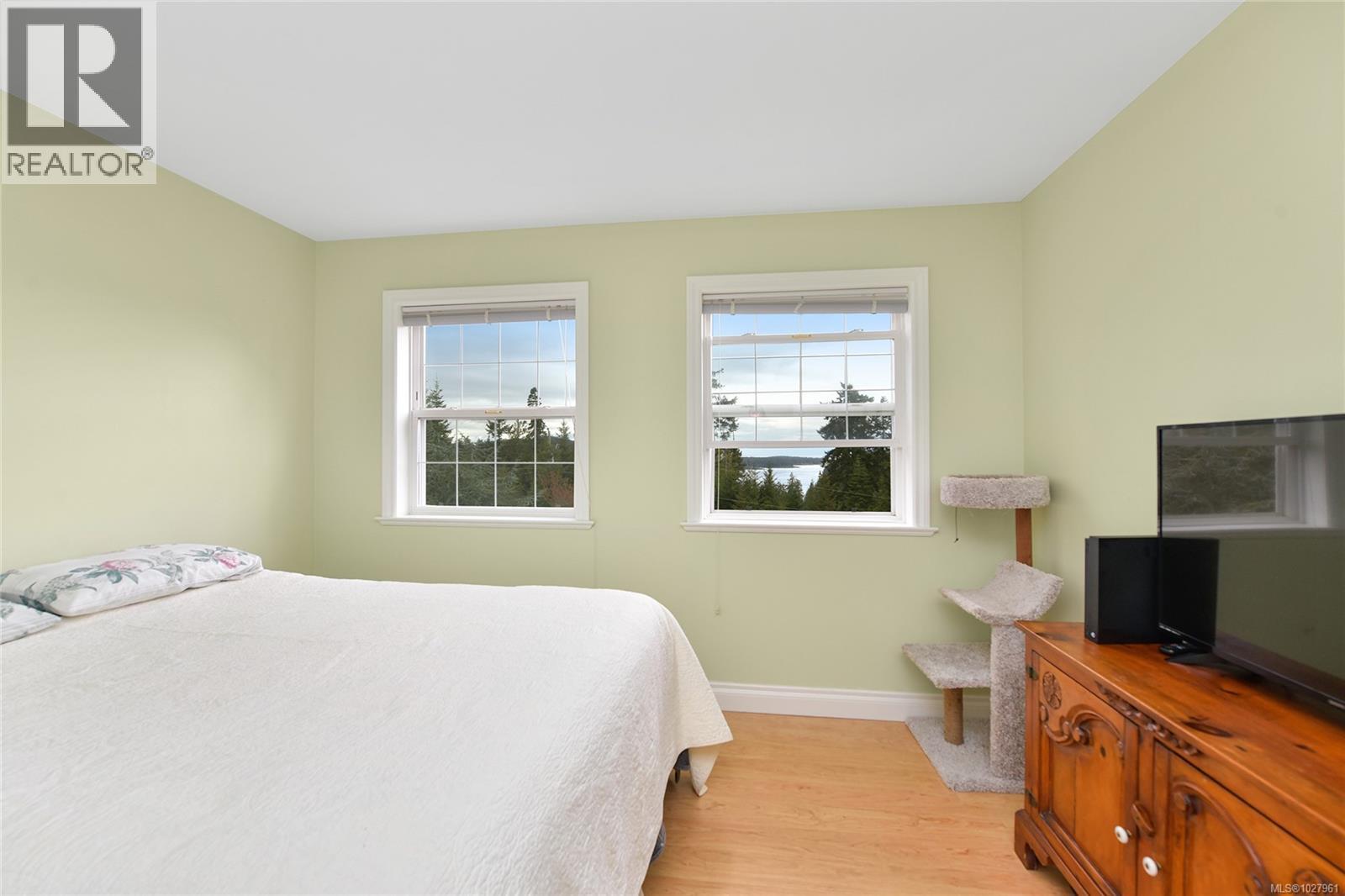  488 McKercher Road, Mayne Island