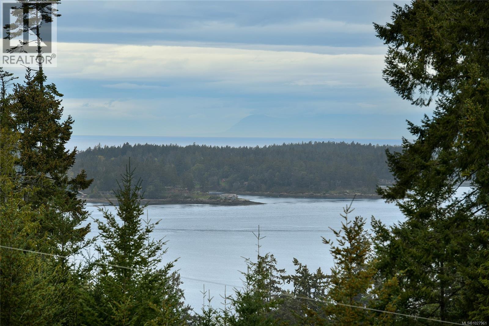  488 McKercher Road, Mayne Island