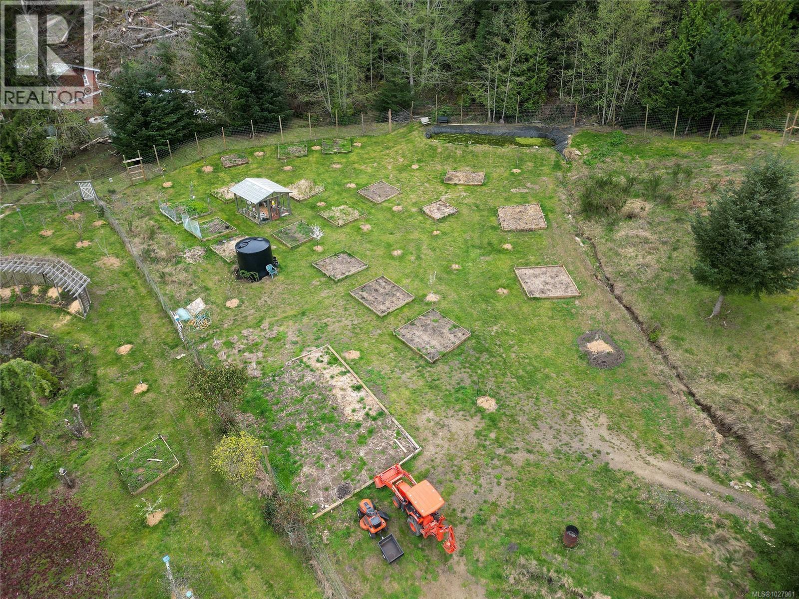  488 McKercher Road, Mayne Island