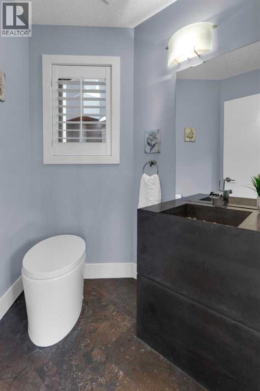 Single Family House for Sale in   Street NW Hillhurst Calgary 