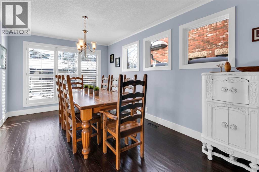 Single Family House for Sale in   Street NW Hillhurst Calgary 