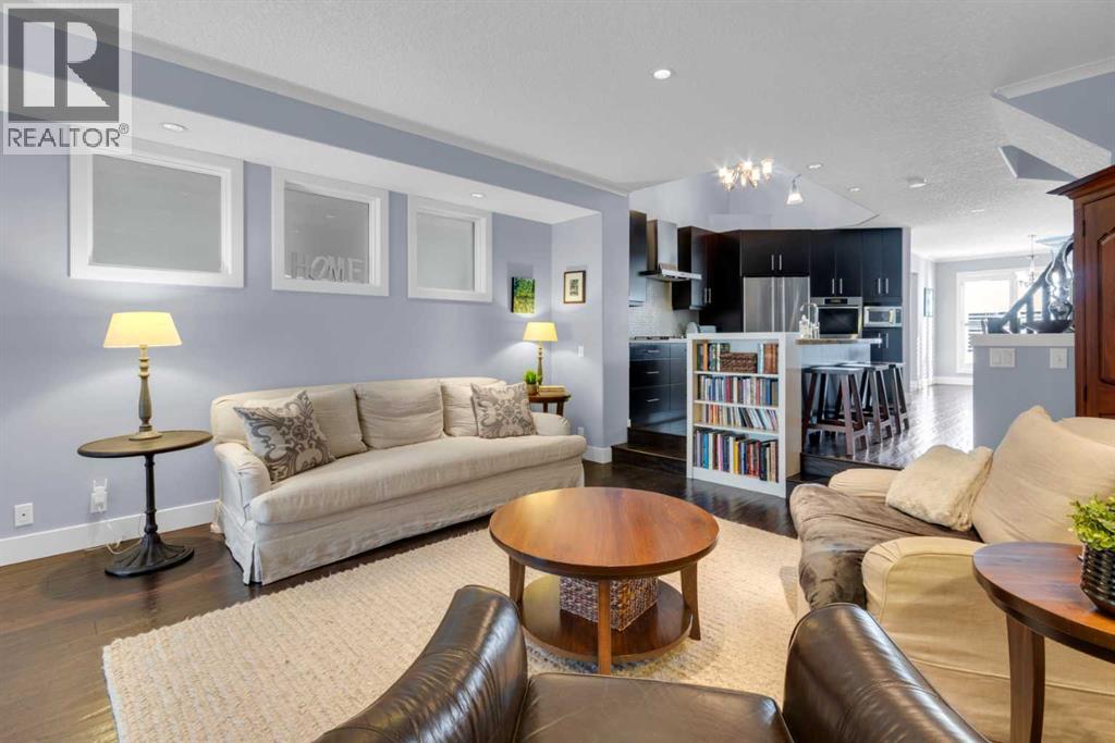 Single Family House for Sale in   Street NW Hillhurst Calgary 