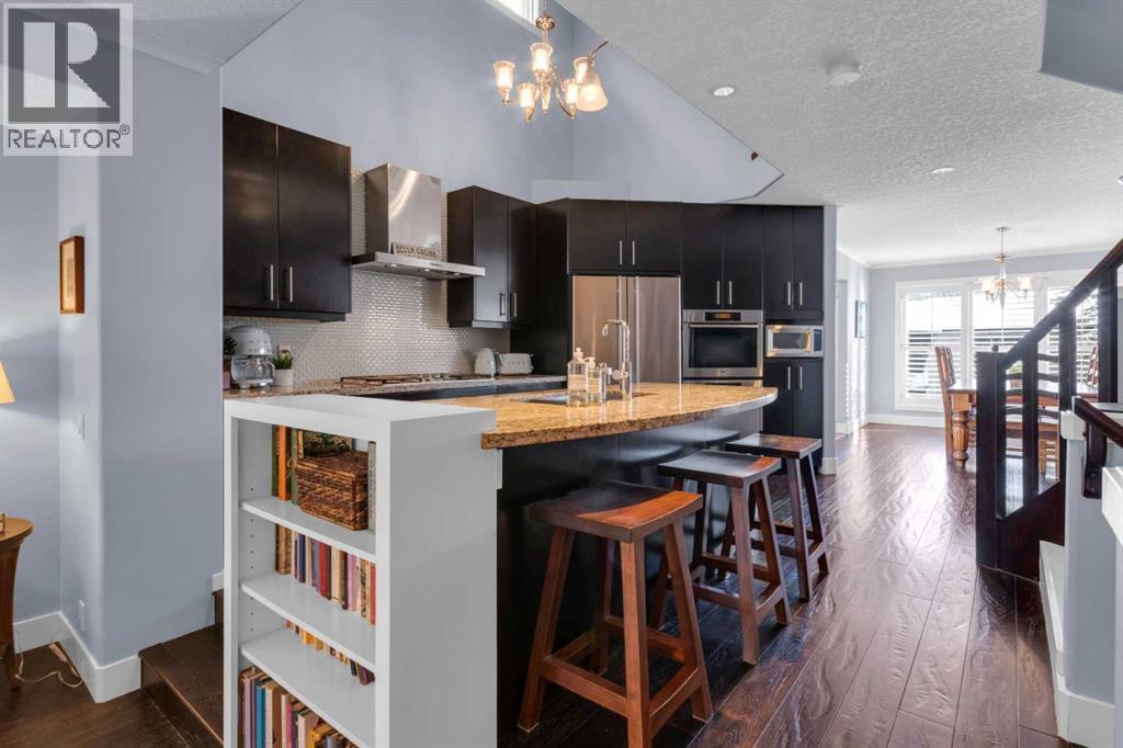 Single Family House for Sale in   Street NW Hillhurst Calgary 