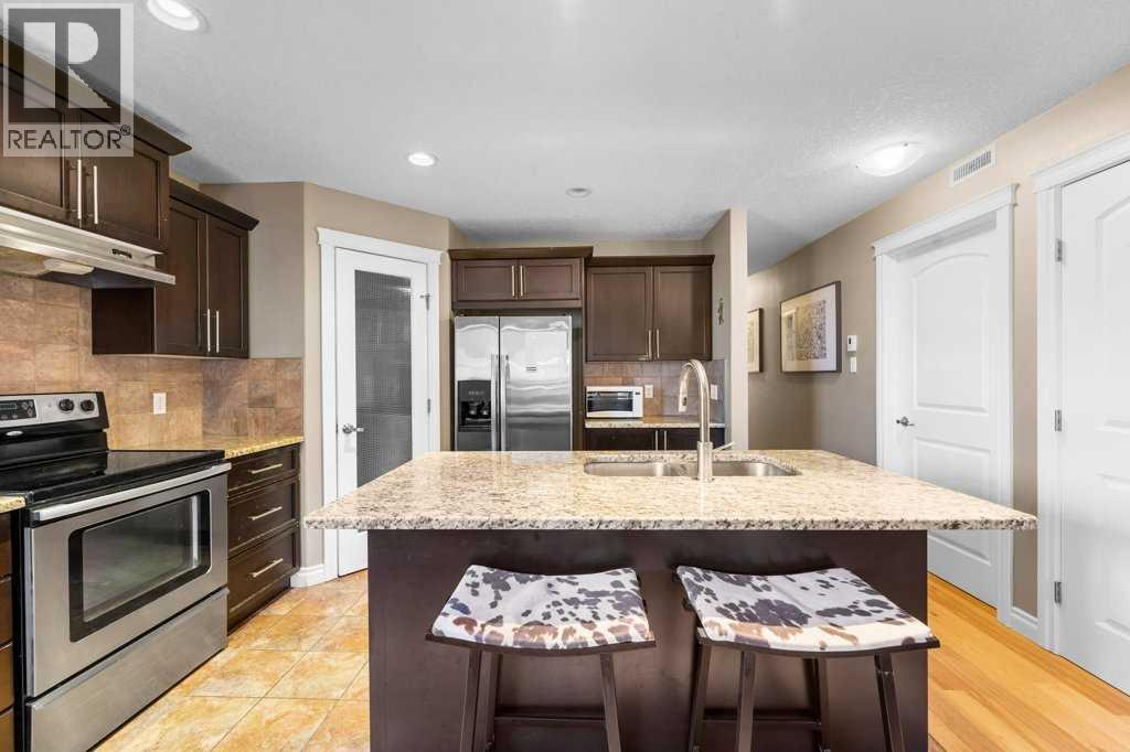 Single Family House for Sale in    Street SW Killarney/Glengarry Calgary 