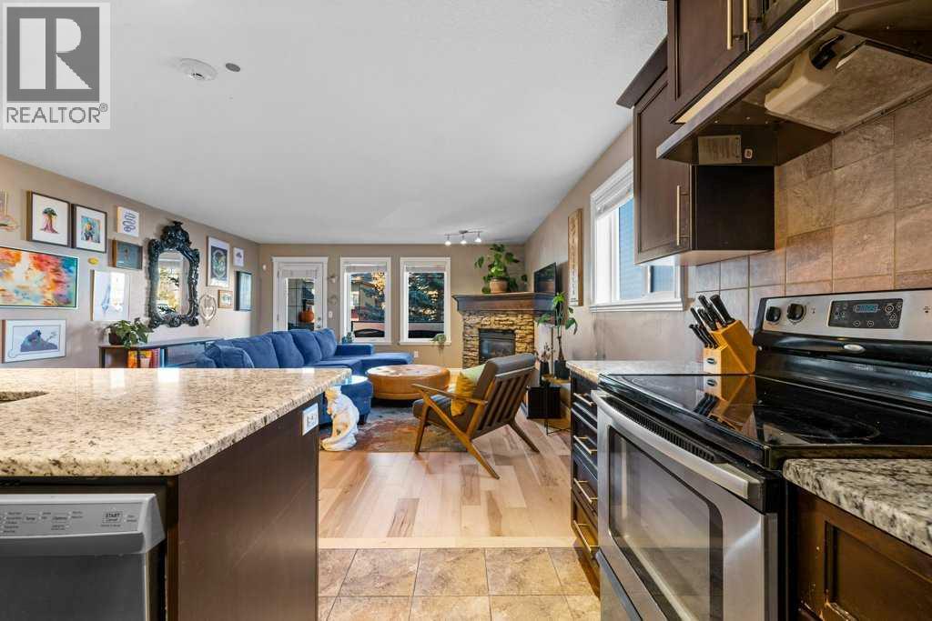 Single Family House for Sale in    Street SW Killarney/Glengarry Calgary 