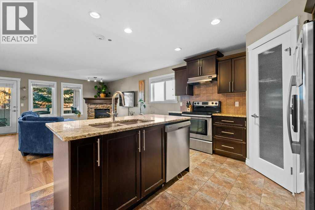 Single Family House for Sale in    Street SW Killarney/Glengarry Calgary 