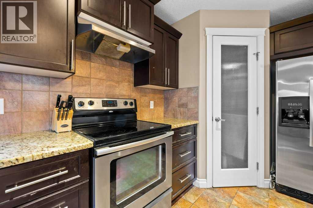 Single Family House for Sale in    Street SW Killarney/Glengarry Calgary 