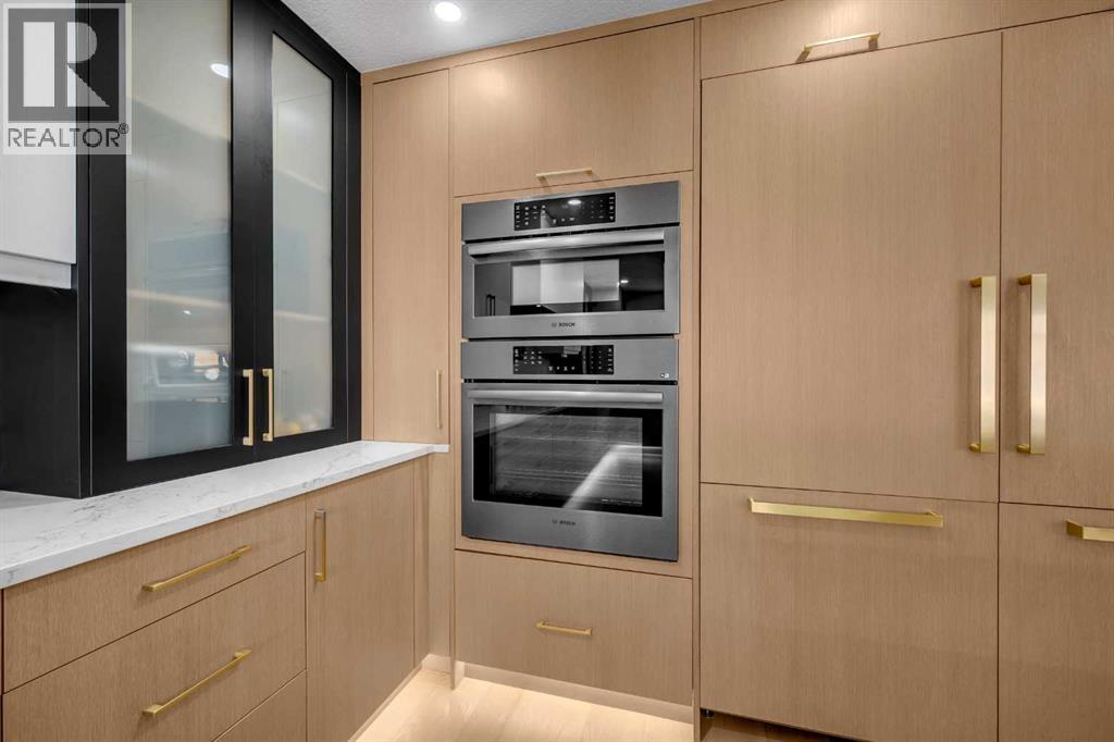 
          4239 Vauxhall Crescent Northwest
            <br/>
            <span>Calgary</span>
            , 
            <span>AB</span>
             <span>T3A0X8</span>
         - Photo 13