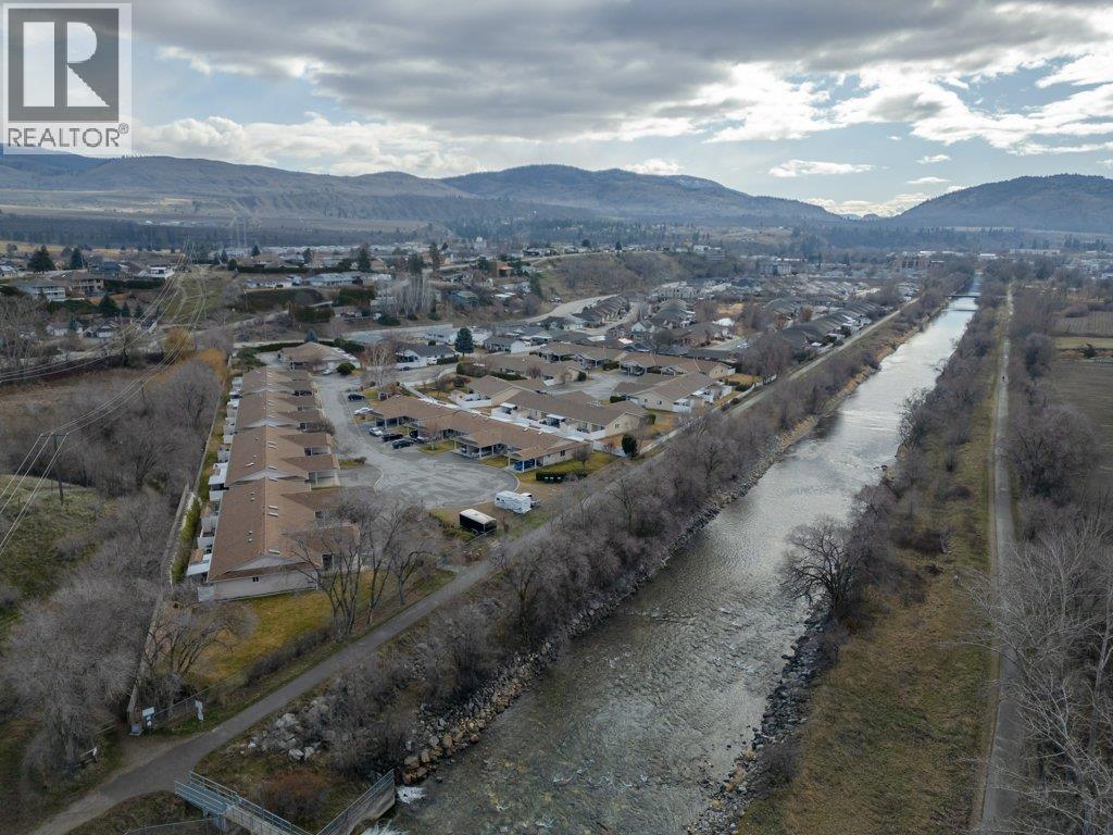 #18 115 REDWING PLACE - 45