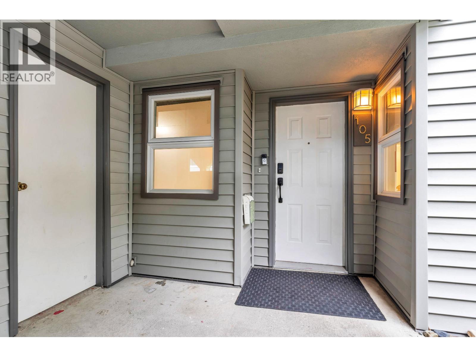 #105-4889 53 Street, Delta