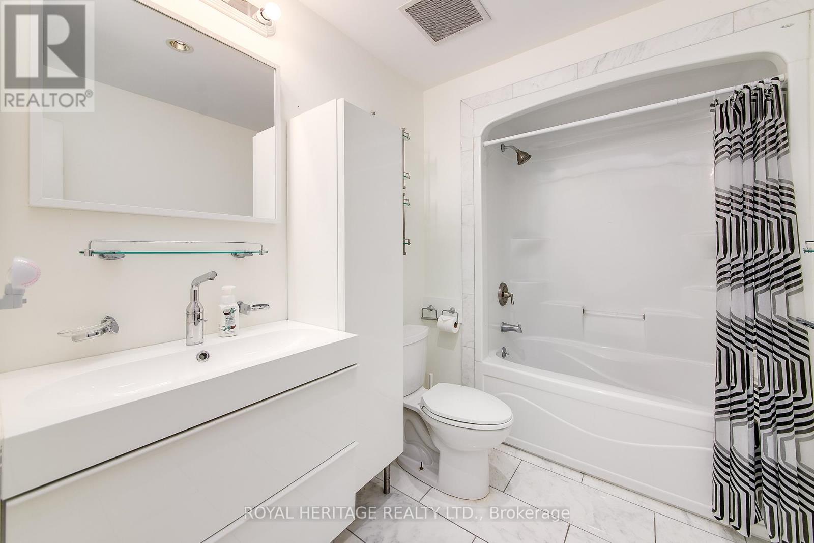 #605 130 STEAMSHIP BAY RD ROAD - 34