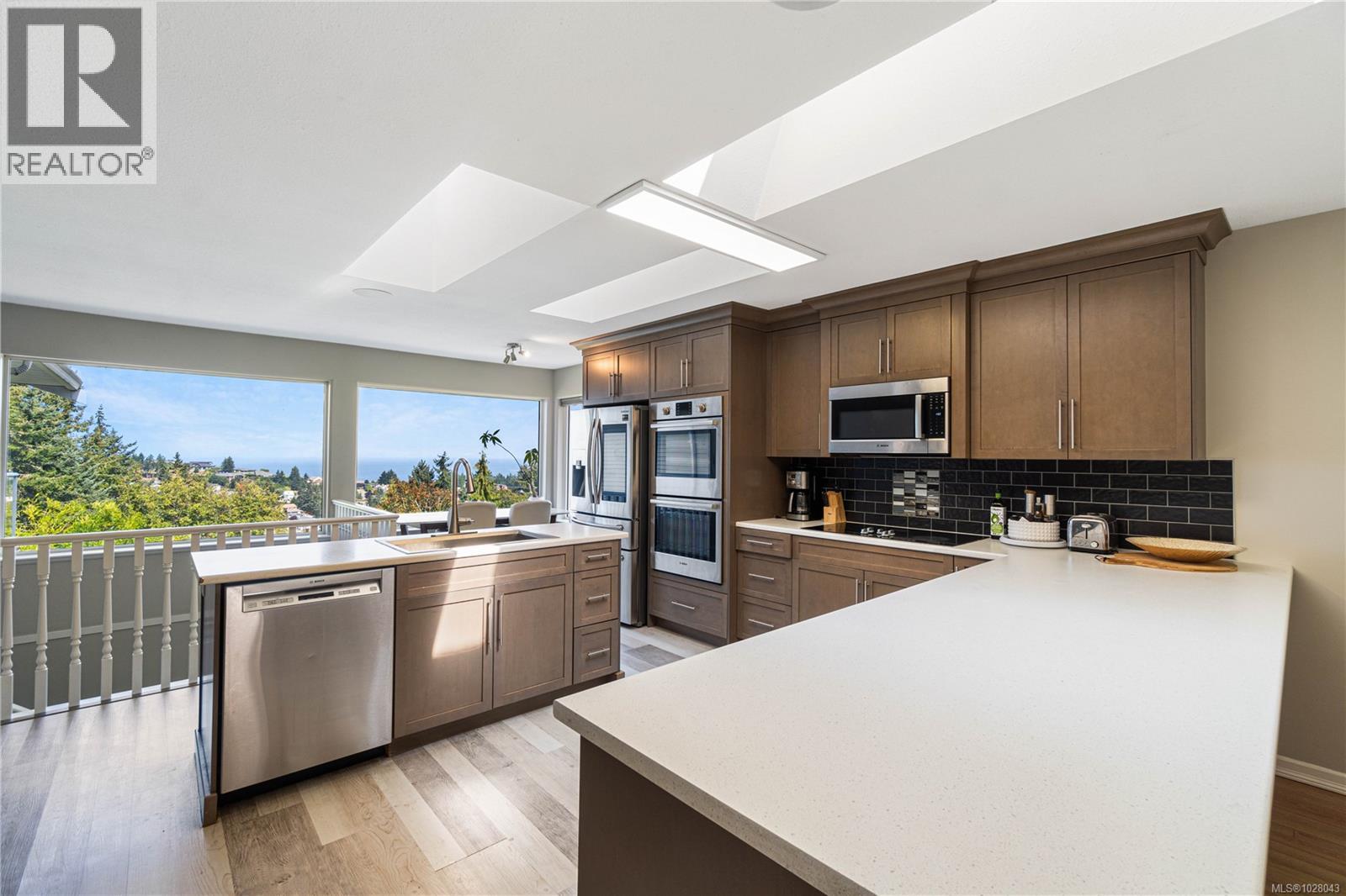 4895 LAGUNA WAY - 20