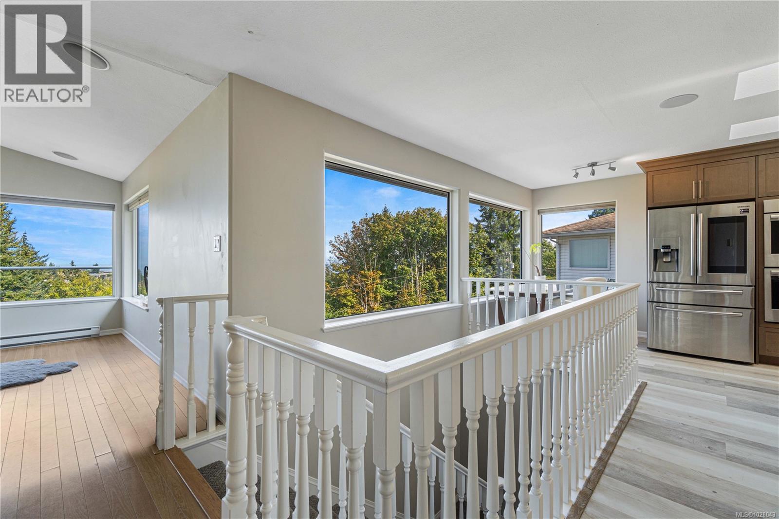 4895 LAGUNA WAY - 37