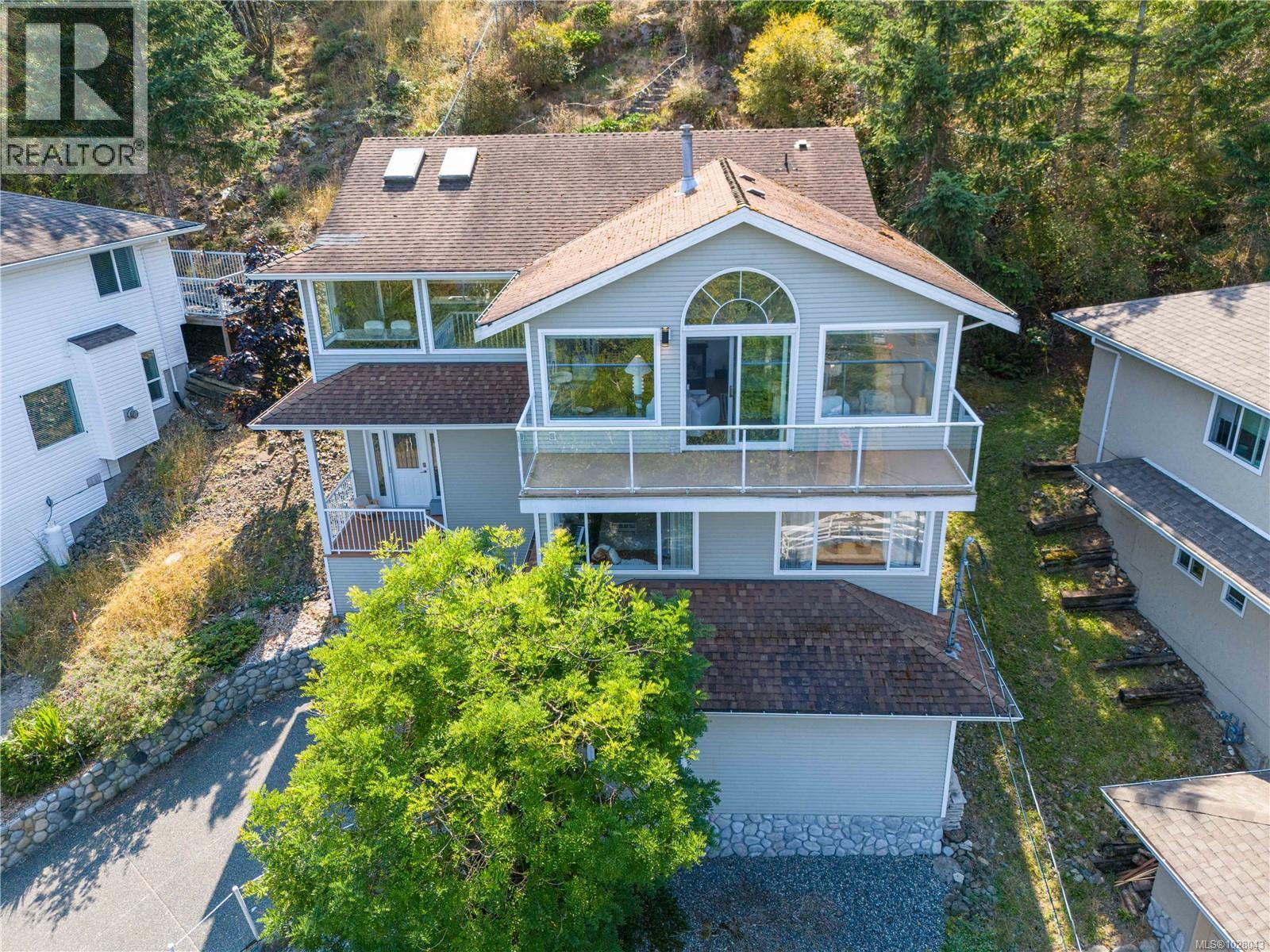 4895 LAGUNA WAY - 62