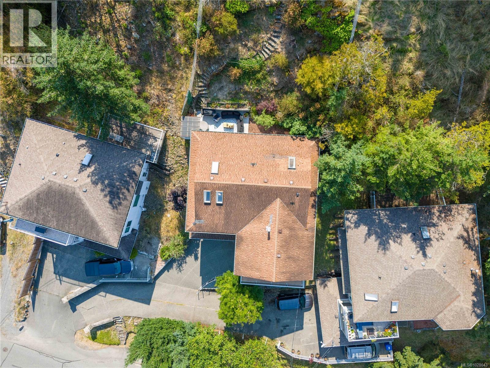 4895 LAGUNA WAY - 67