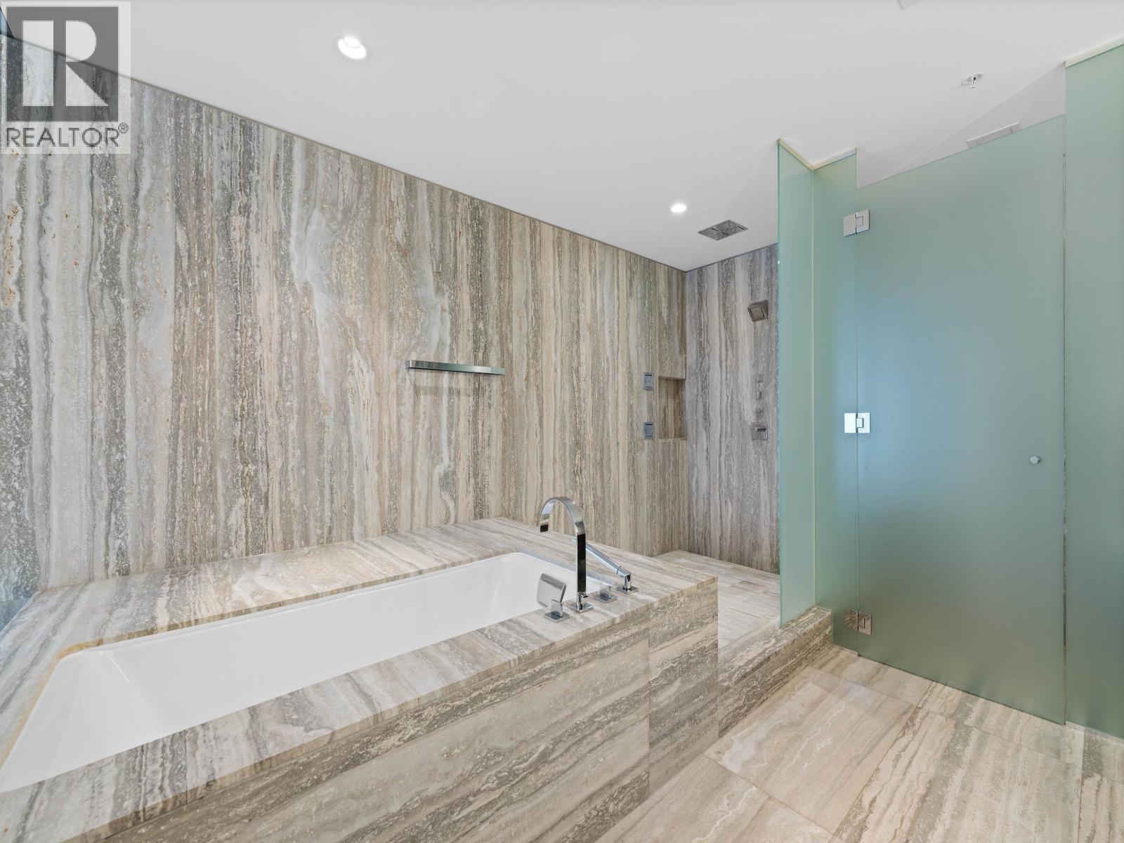 2701 1011 W CORDOVA STREET, Vancouver