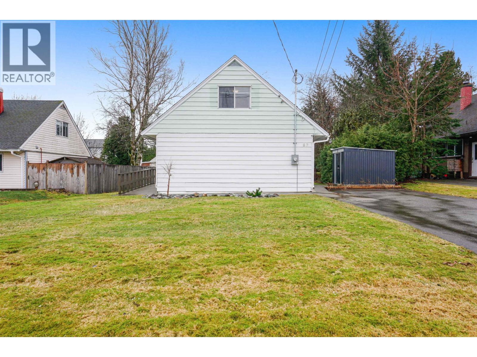 87 SWALLOW STREET, Kitimat