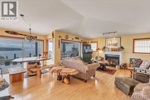 253 Alder St S - 2