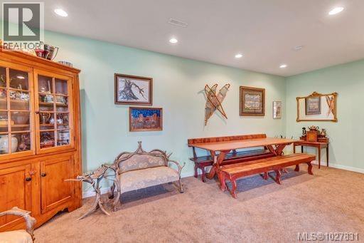 253 Alder St S - 34