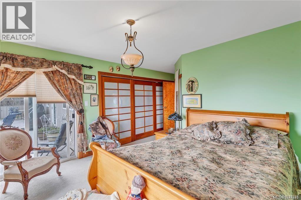 253 Alder St S - 22