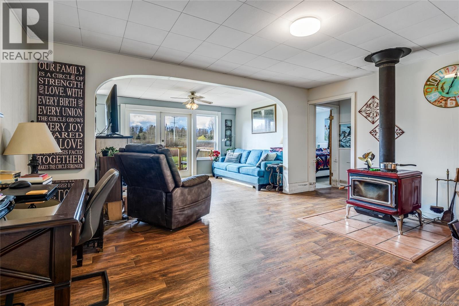 4766 Headquarters Rd - 4