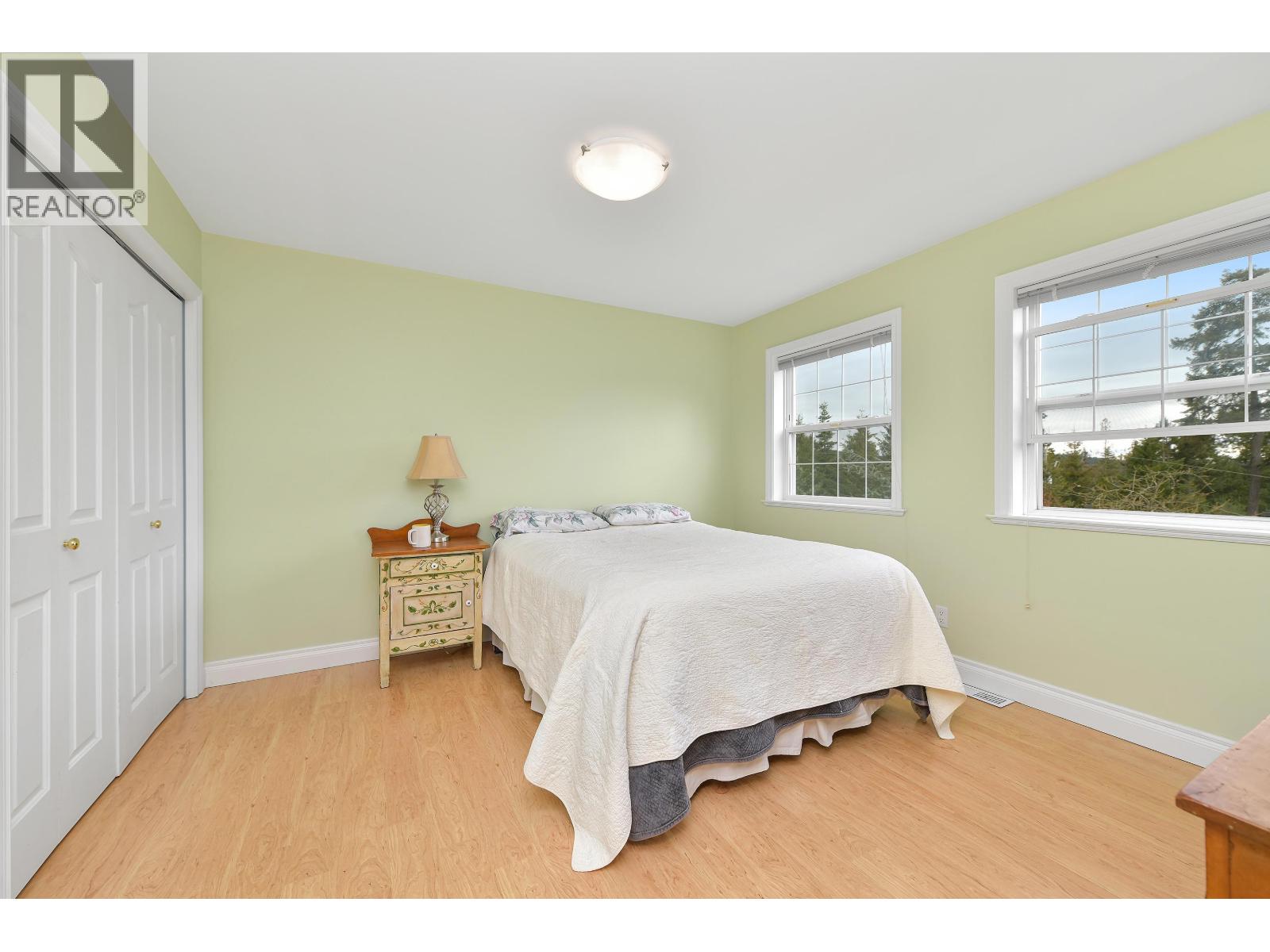 488 MCKERCHER ROAD, Mayne Island