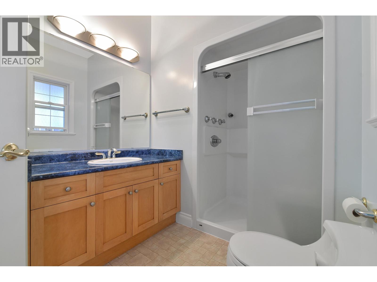 488 MCKERCHER ROAD, Mayne Island