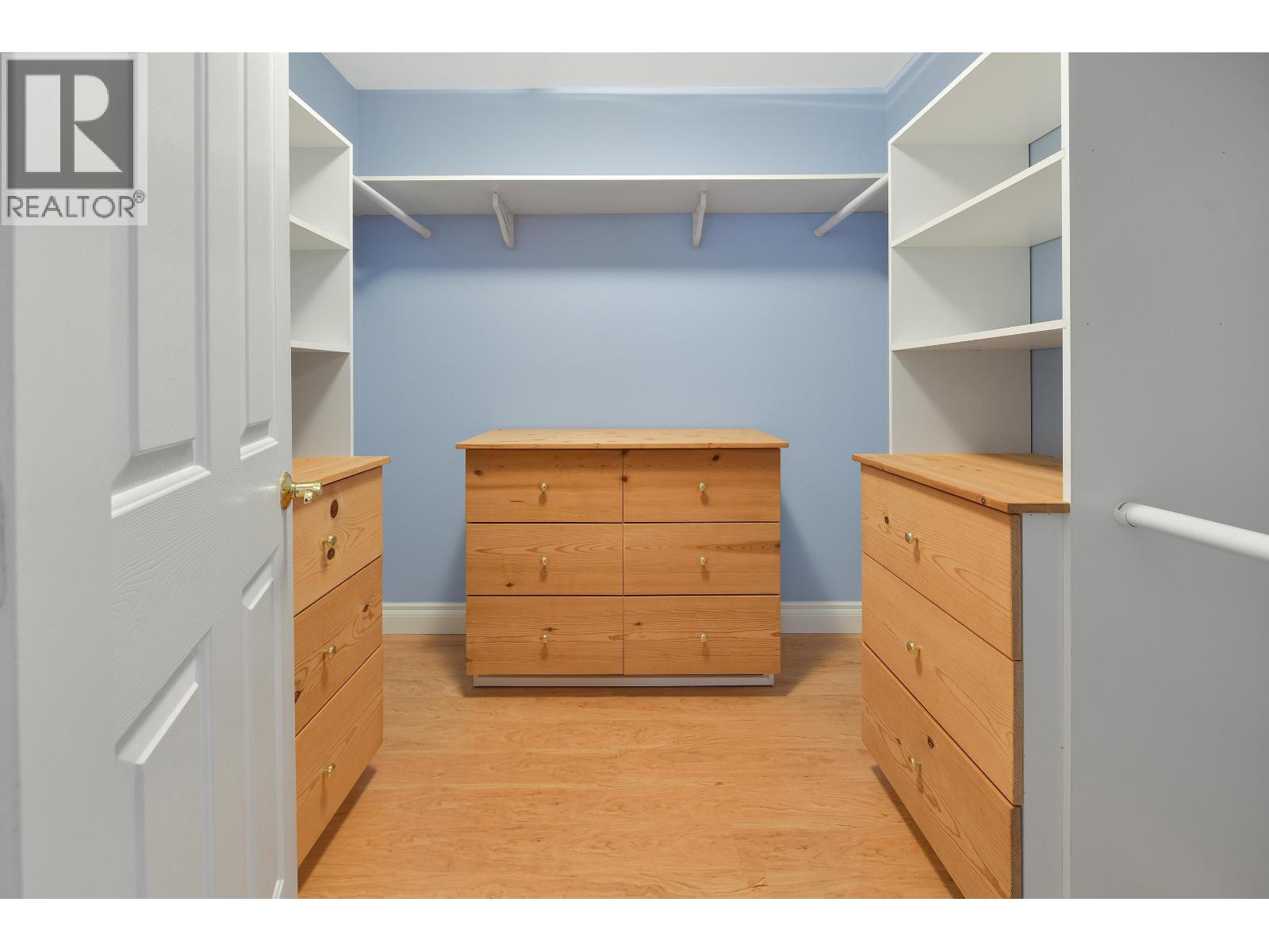 488 MCKERCHER ROAD, Mayne Island