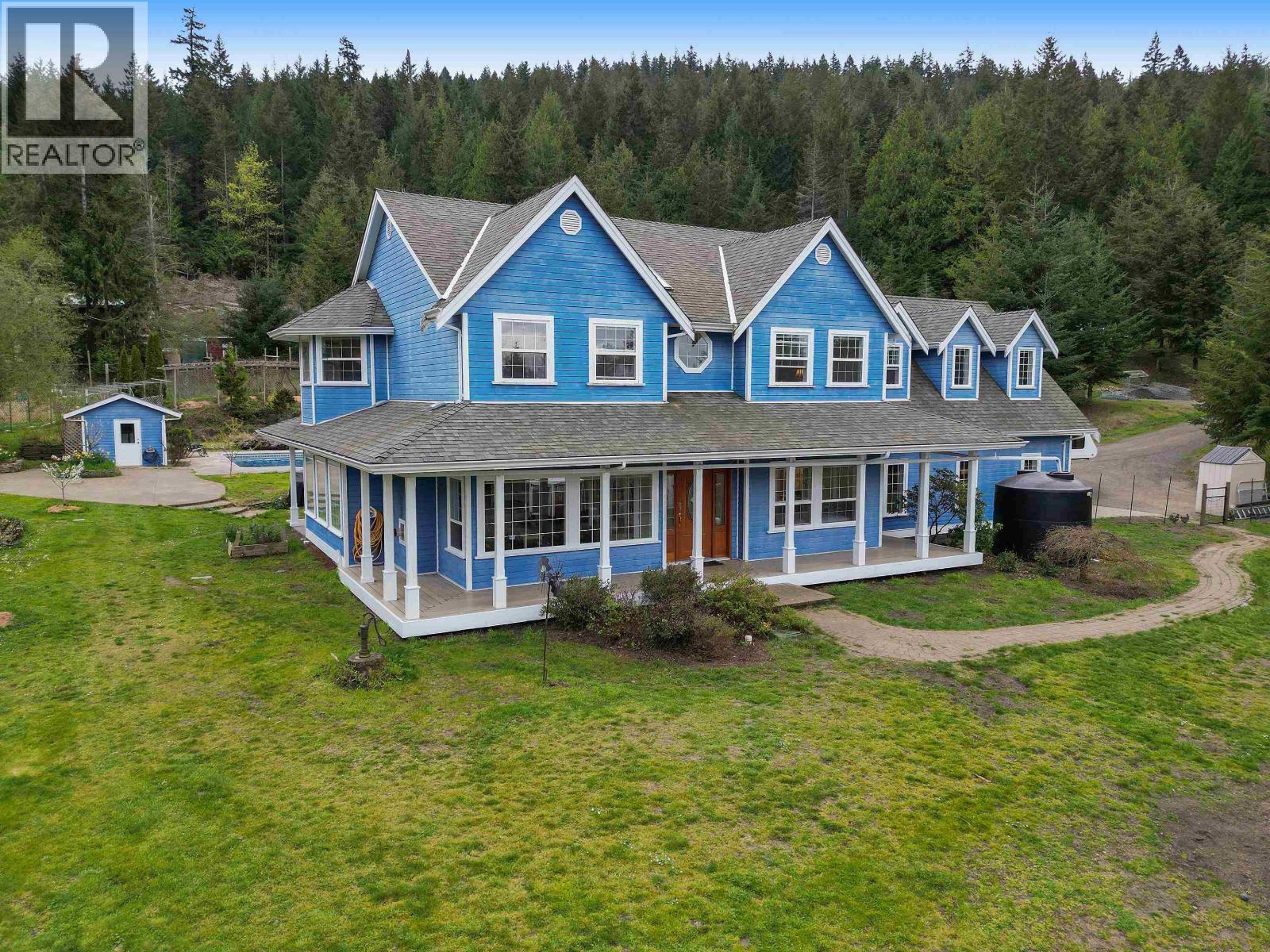 488 MCKERCHER ROAD, Mayne Island