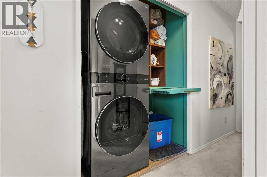 Single Family House 4 Level for Sale in    Avenue SW Lakeview Calgary 