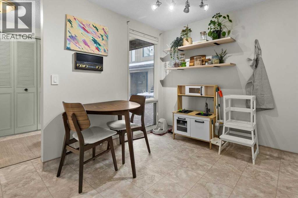 Single Family House 4 Level for Sale in    Avenue SW Lakeview Calgary 