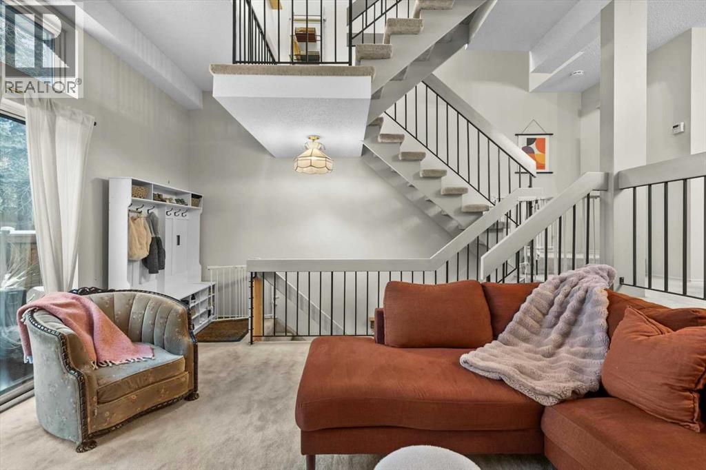 Single Family House 4 Level for Sale in    Avenue SW Lakeview Calgary 