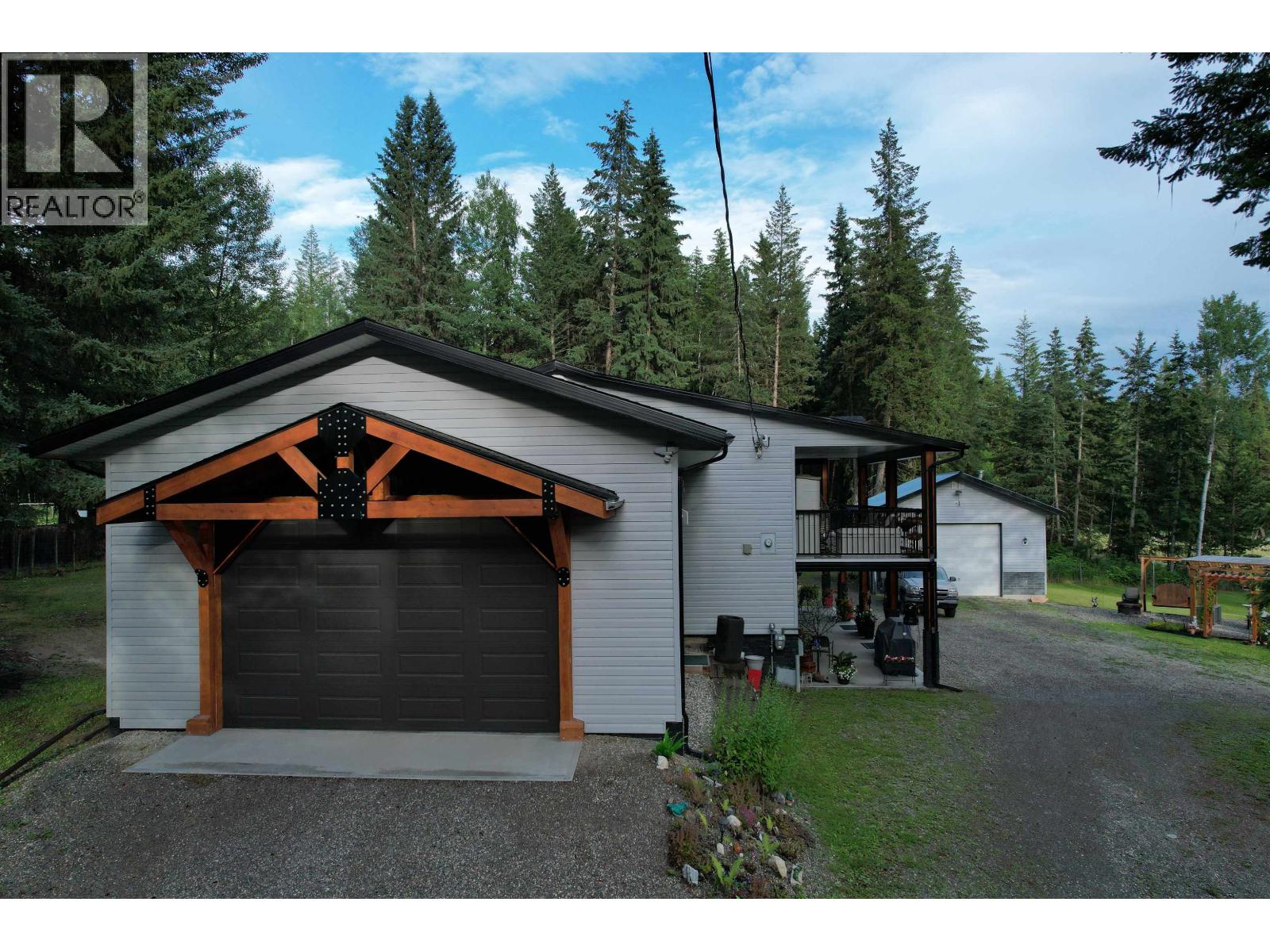 3479 LOLOFF ROAD, Quesnel
