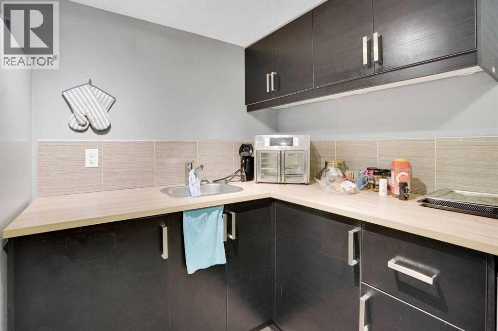 Single Family House 4 Level for Sale in  Laguna Way NE Monterey Park Calgary 